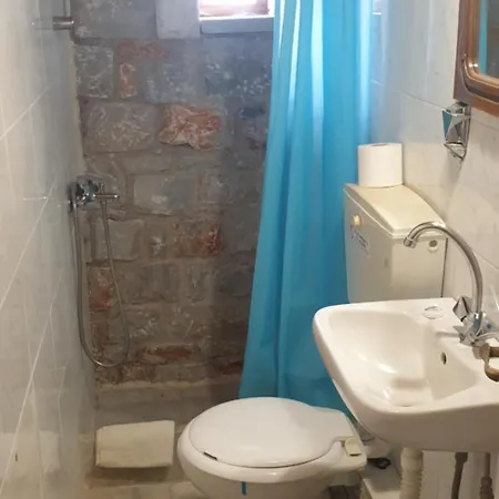 Eco-wellness Stoúpa